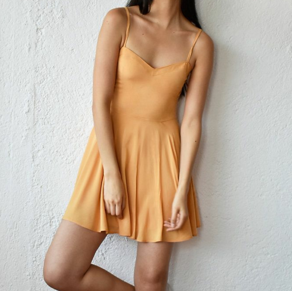 Aritzia Talula Lipinski dress in Clove